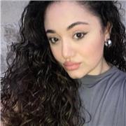 Laureanda in lingue e letterature straniere, offre lezioni online e in presenza di lingua inglese ( livello A1-A2, B1-B2)